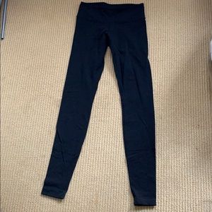 Classic black lululemon leggings